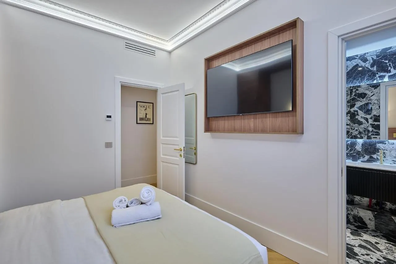 Apartment Matignon By Studio Prestige Paris